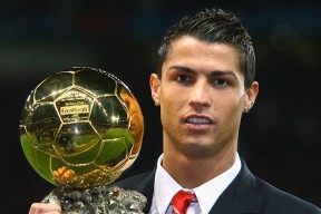 FIFA世界杯2026-Ming十五赛季高光时刻，TES球迷狂欢！